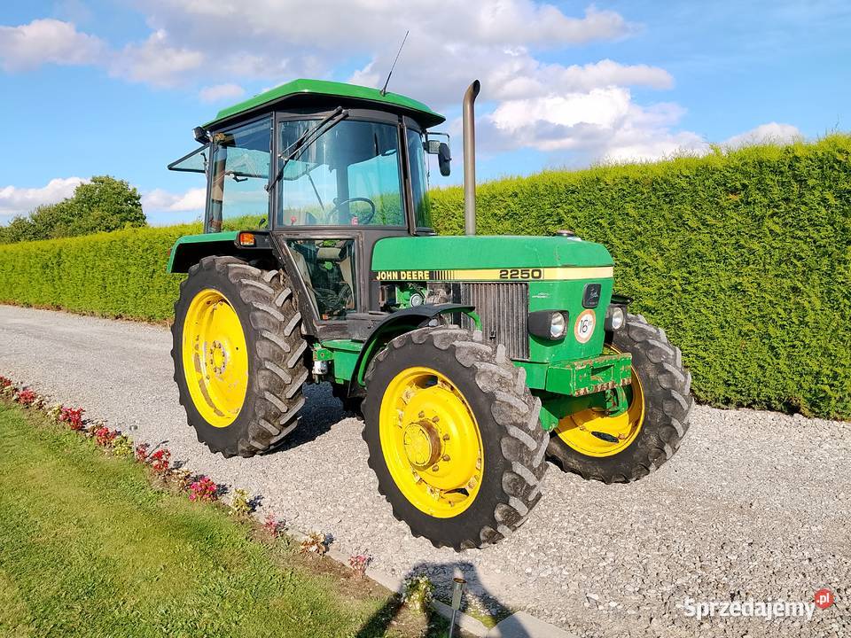 John Deere 2250 Tarnawa Mała