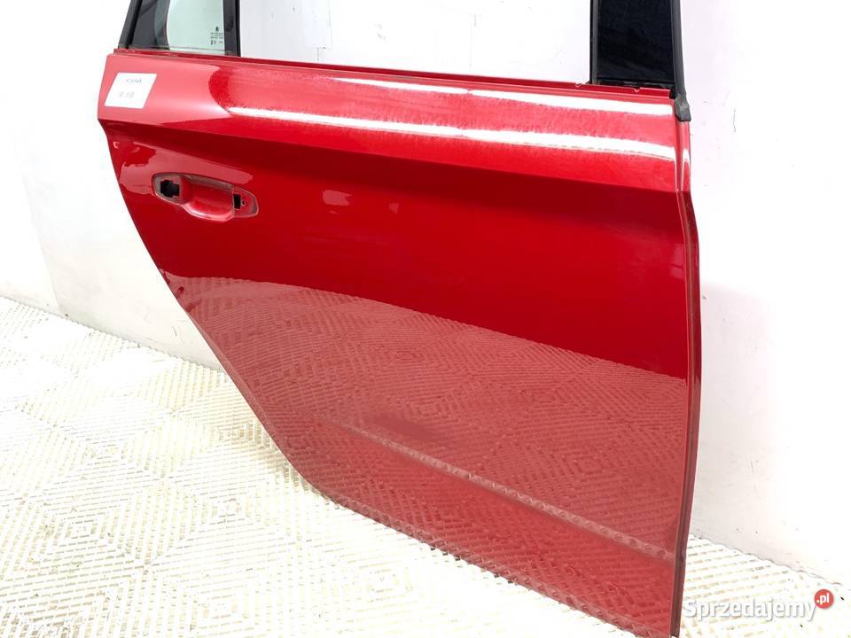 DRZWI PRAWY TYŁ SKODA KAMIQ Crossover CZERWONY Drzwi