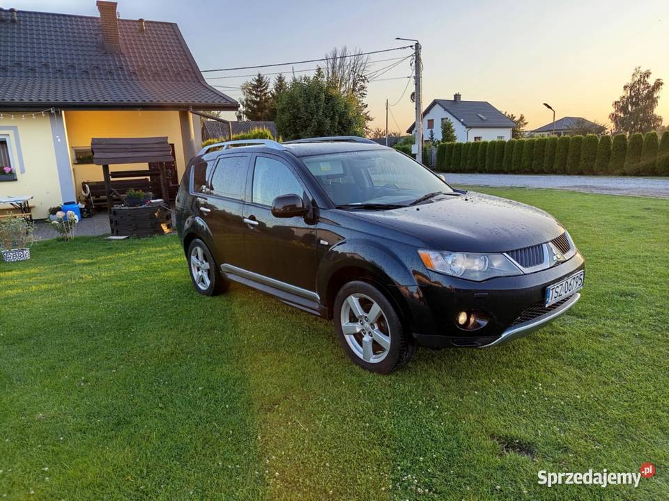 Mitsubishi Outlander 20 DID 4x4 7 osobowy Wierzbica