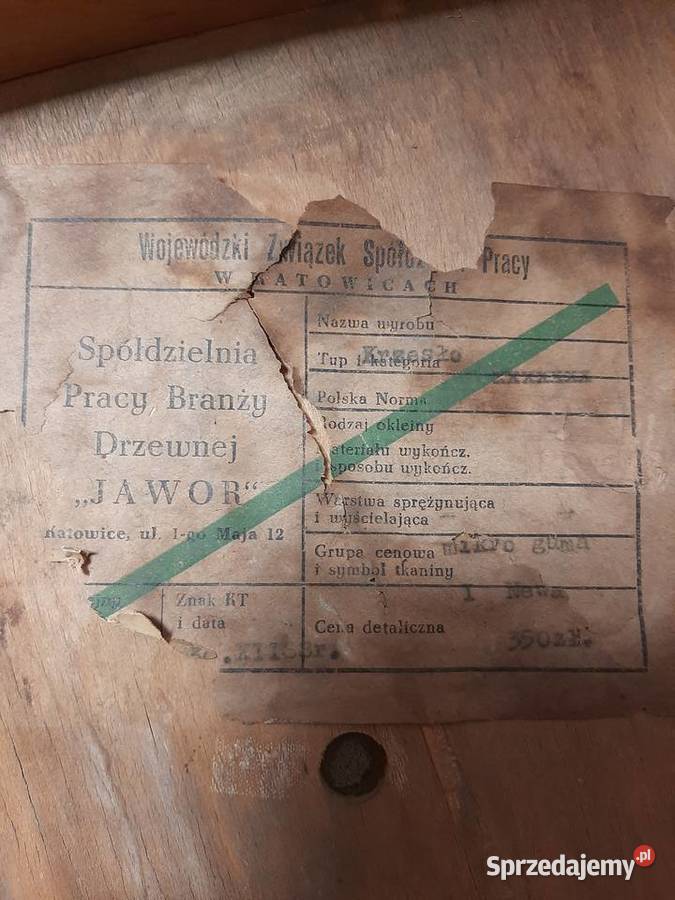 Sprzedam stół i sześć krzeseł Sosnowiec