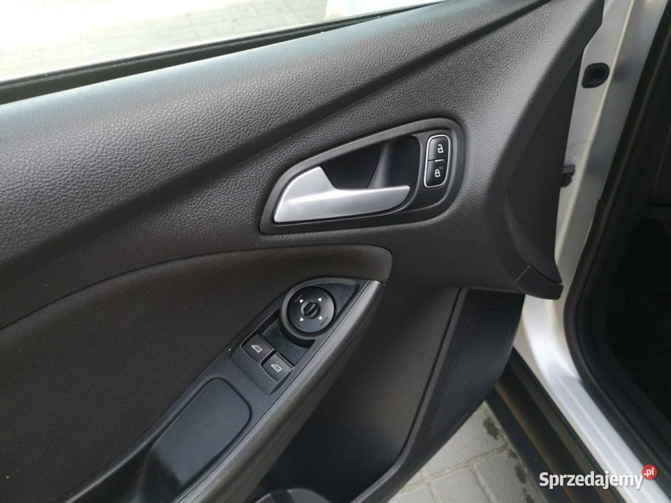 Ford Focus 15 TDCI 120 Klima Tempomat Halogeny wielofunkcyjna kierownica dolnośląskie Strzegom