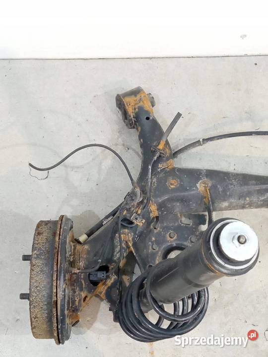 BELKA ZAWIESZENIA TYŁ BĘBNY Toyota Yaris III świętokrzyskie