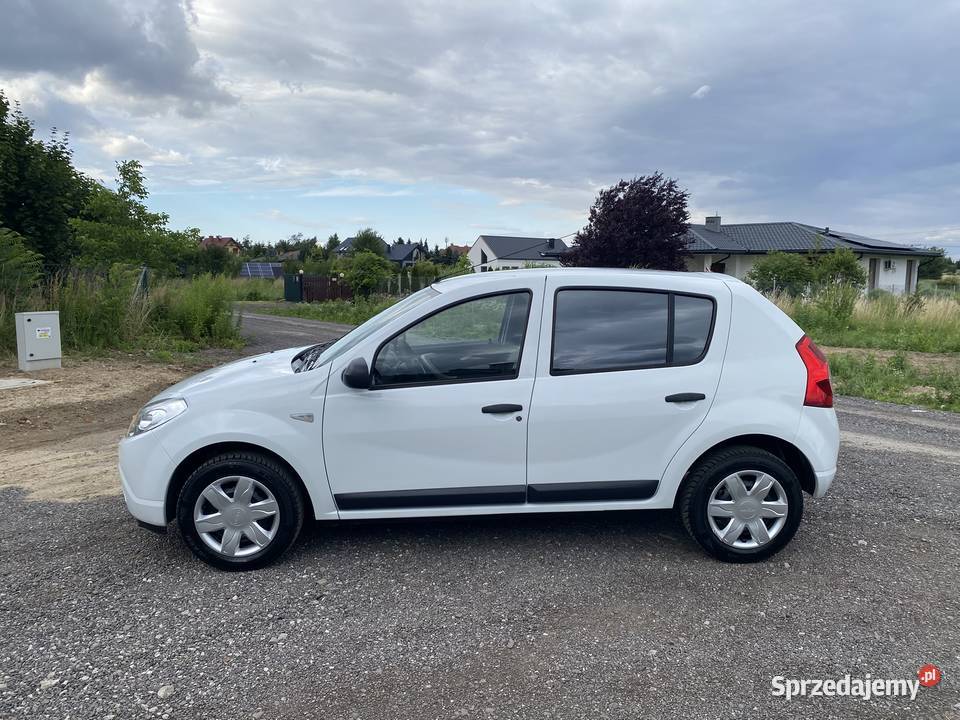 Dacia Sandero 2009R 14B ŚLICZNA Stan B 70000 Sandero sprzedam
