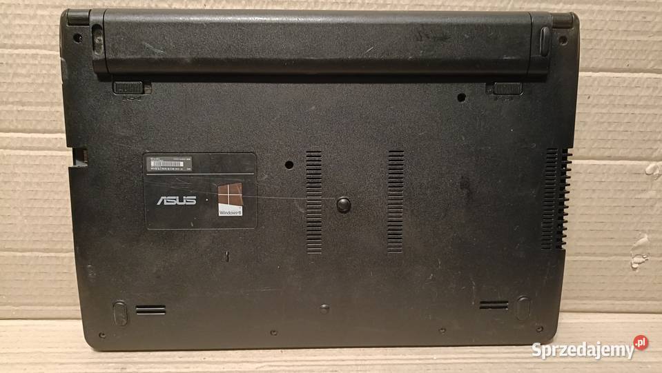 Laptop ASUS X401U AMD C60 2GB Ram 320HDD Poznań