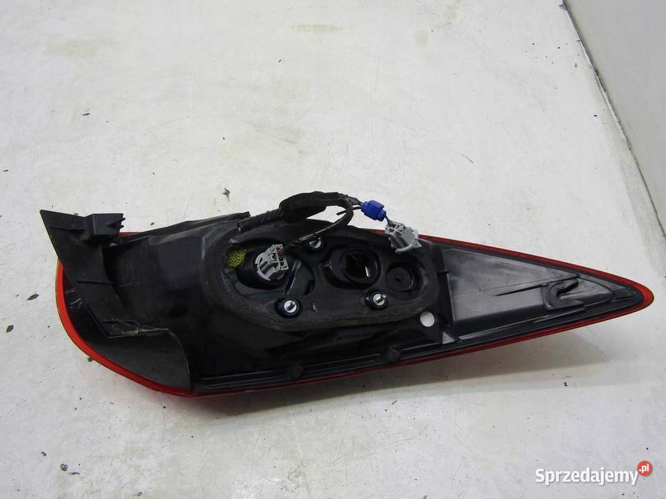 LAMPA PRAWA TYLNA TYŁ MAZDA CX5 CX5 KE I osobowe lubelskie