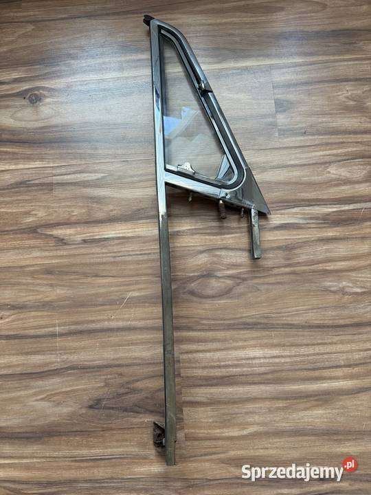 Przeszklenie drzwi prawych MG MGB GT osobowe Świebodzin