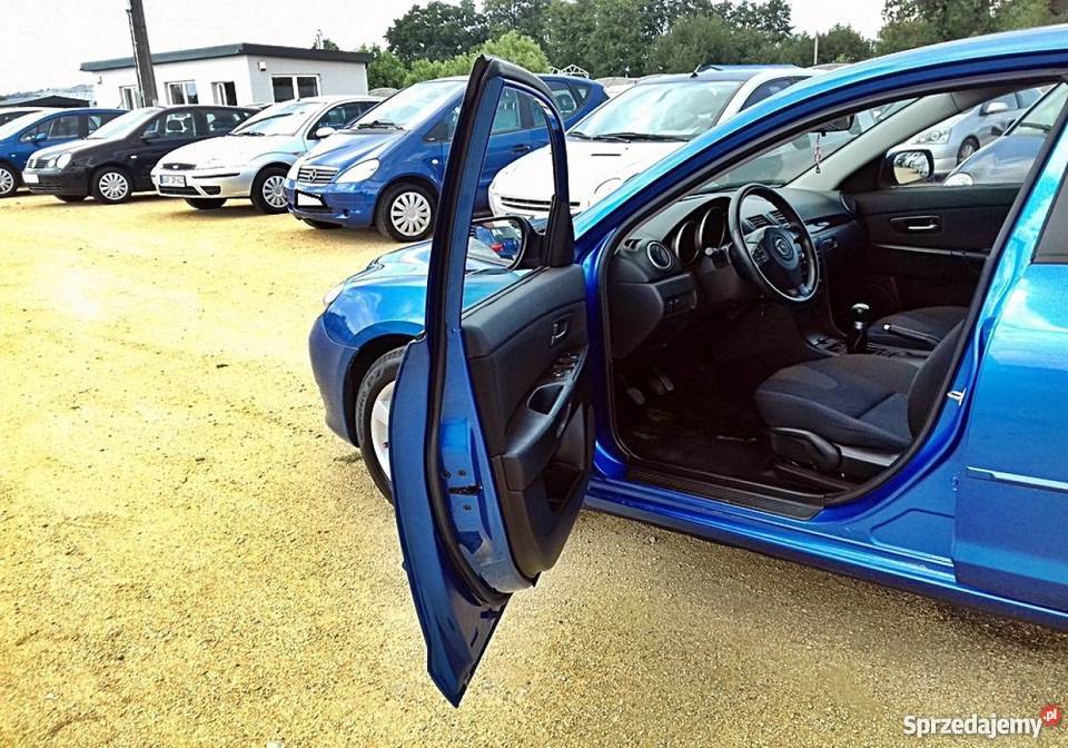 Na sprzedaż Mazda 3 niebieski Strzegom