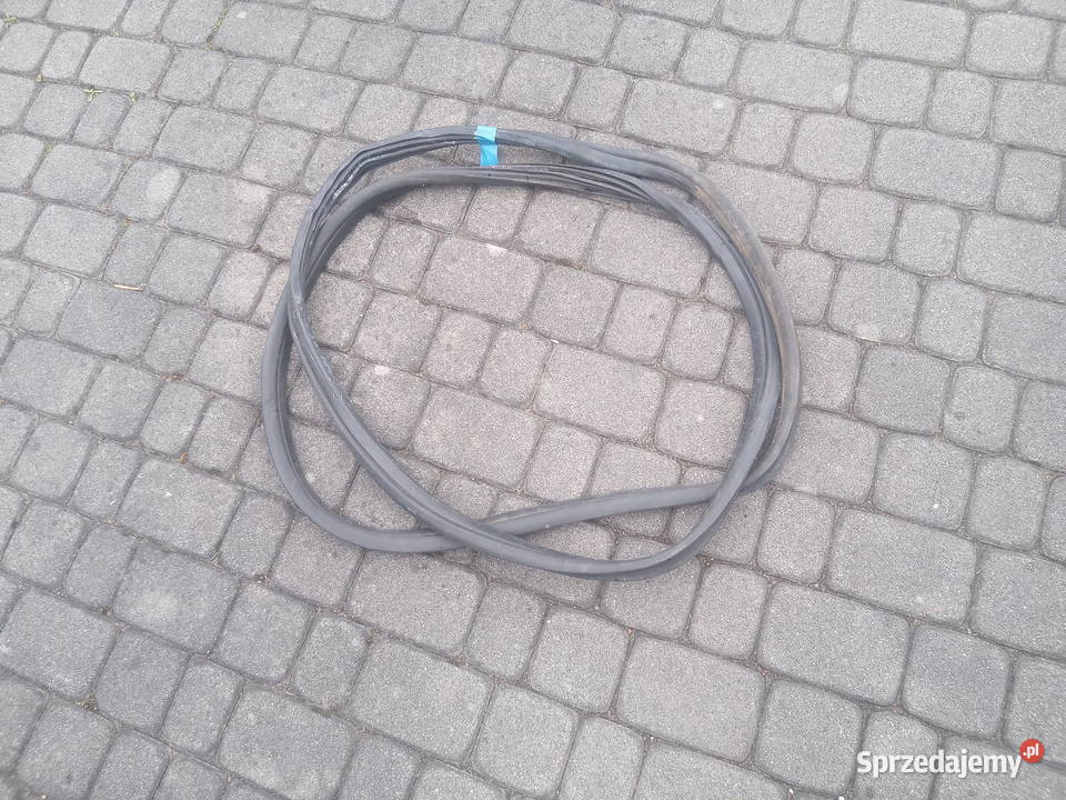 Uszczelka drzwi lewych prawnych bocznych tył