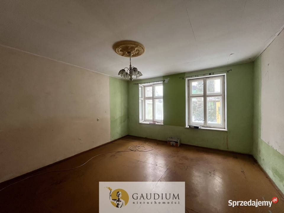 Kamienica w centrum Gniewu z ogródkiem i garażem Gniew