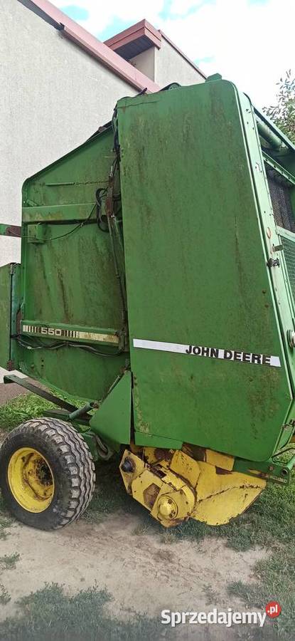 Prasa do słomy John Deere 550
