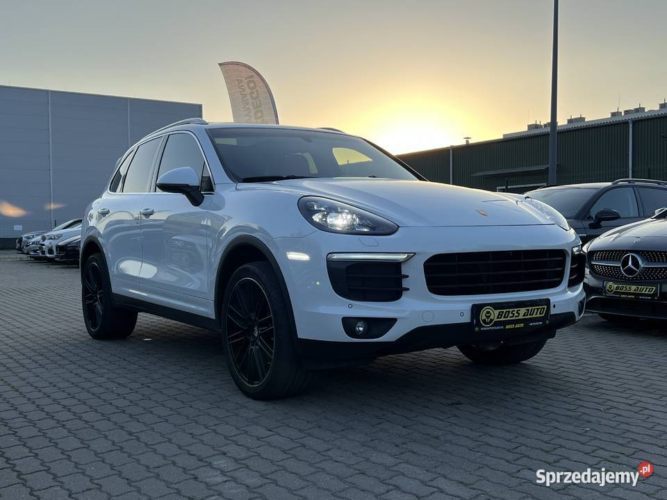 Porsche Cayenne 2016 światła przeciwmgielne