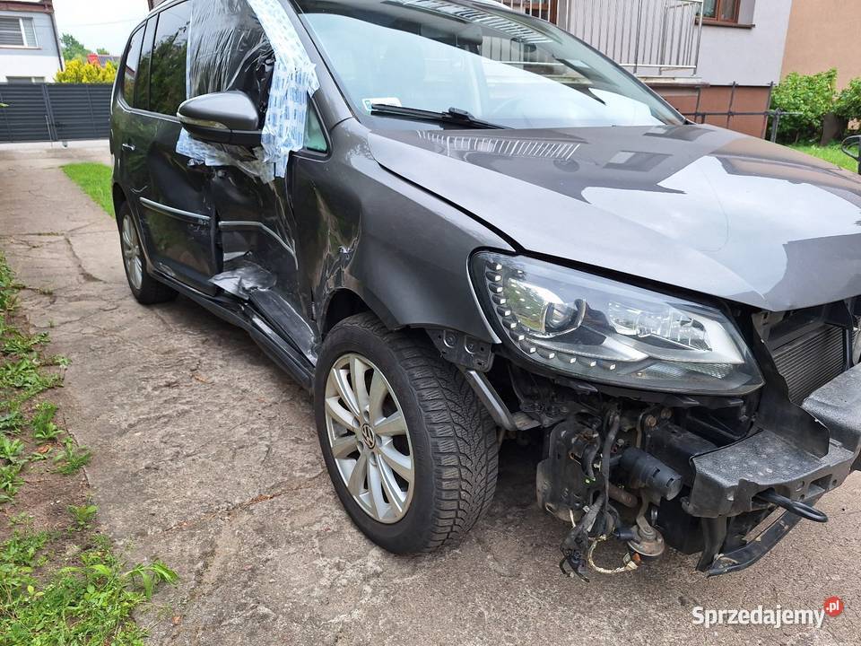 Touran lift 12r 20 tdi 140 na czesci sprzedam