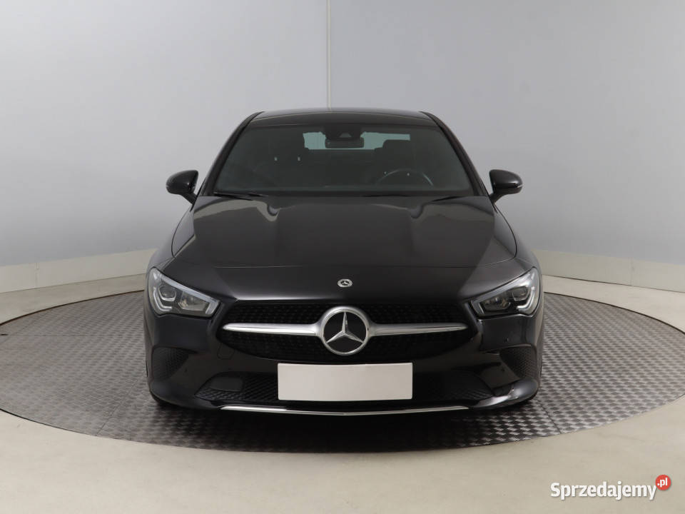 Mercedes CLA 200 radio