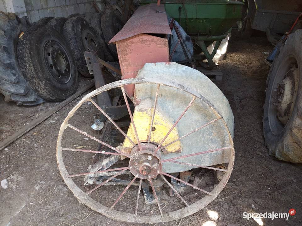 Siewnik zbożowy Poznaniak 27 m nieuszkodzony Teodorówka-Kolonia
