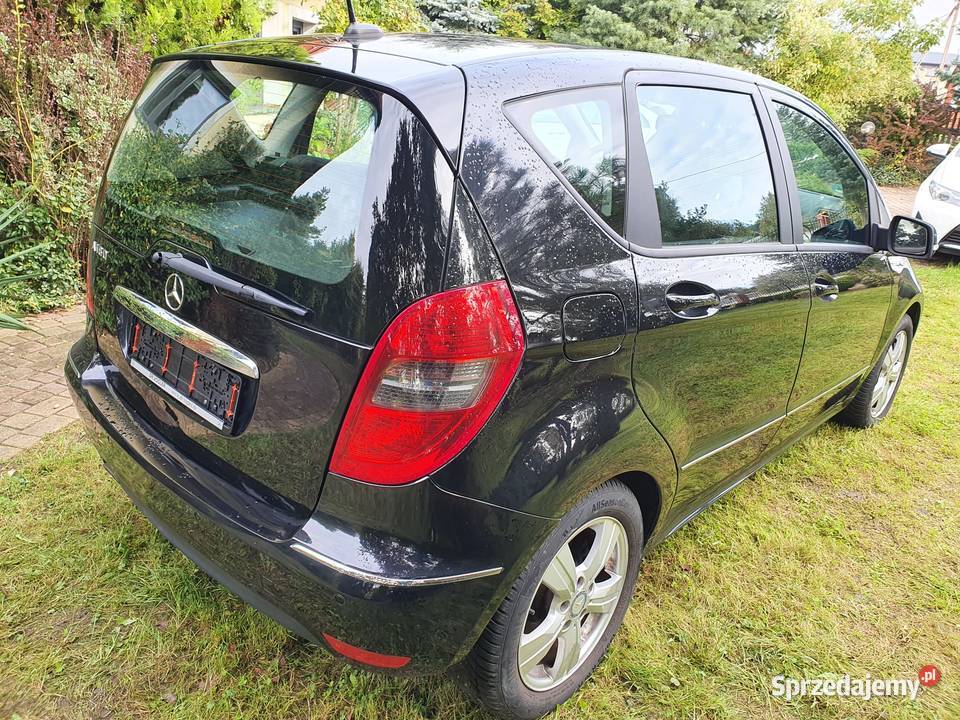 Mercedes A180 2011r Lift 116 1720cm3 łódzkie Błaszki sprzedam
