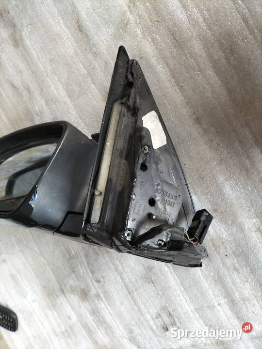LUSTERKO LEWE Opel Omega A Kamień-Kolonia