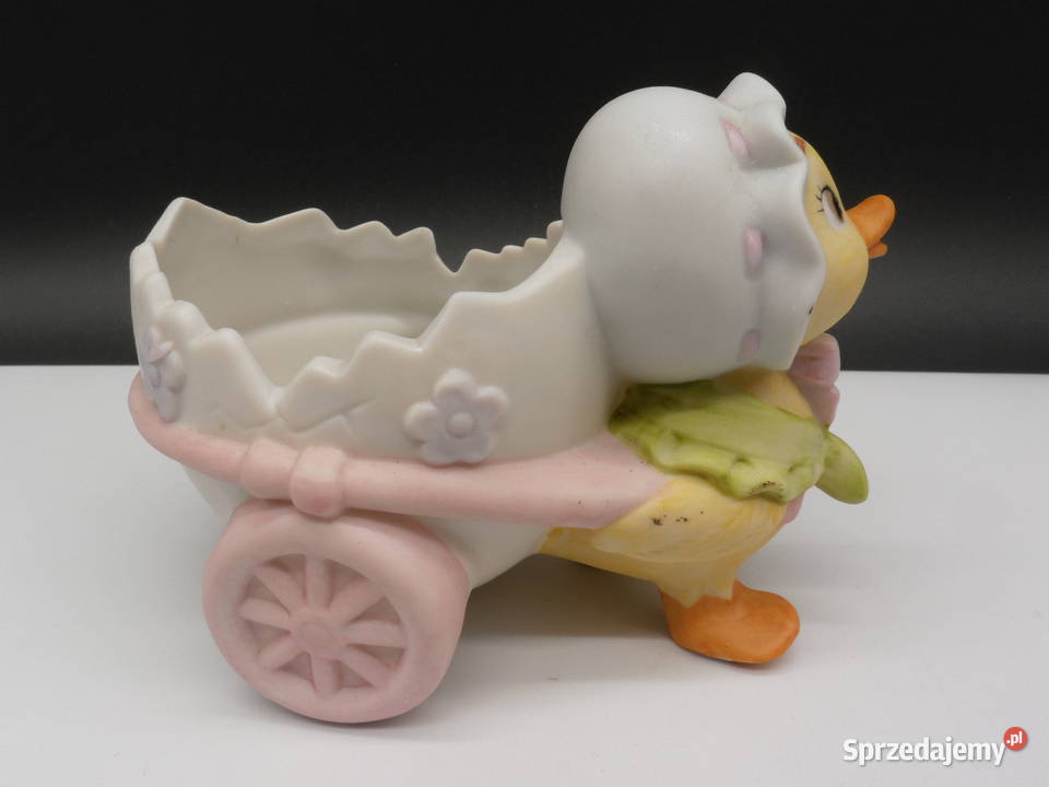 Urocza Figurka Kaczka z Wózkiem Vintage Raszków