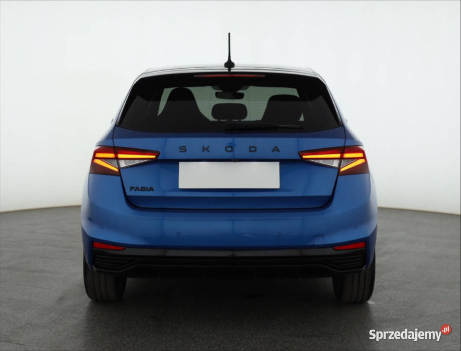 Skoda Fabia 10 TSI asystent pasa ruchu mazowieckie