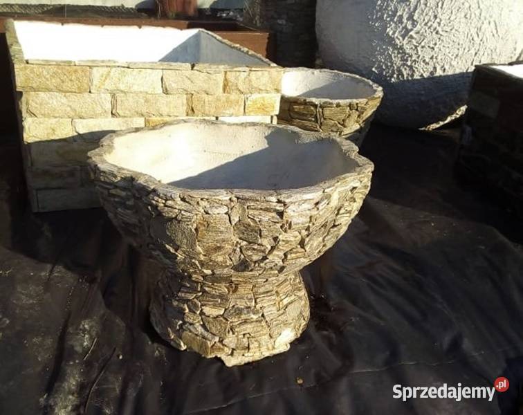 Donica kwiat z kamienia naturalnego małopolskie Długołęka-Świerkla
