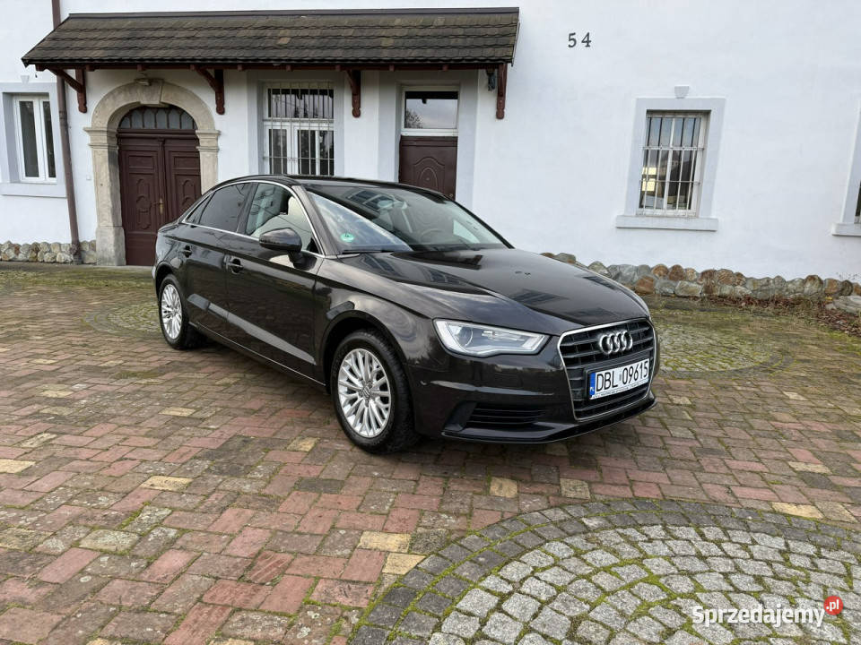 Audi A3 Limousine 14TFSI na pasku Ultra 134 z DE tempomat Ocice