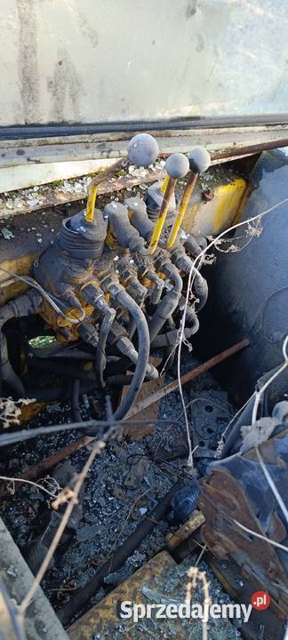 Koparko ładowarka jcb rozdzielacz Częstochowa sprzedam