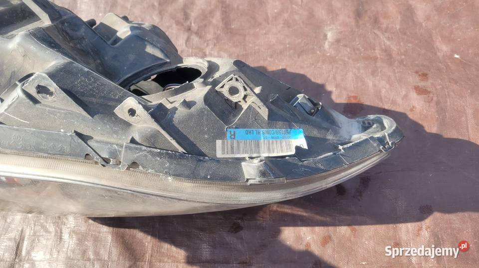 HONDA CRV III LAMPA PRAWY PRZÓD REFLEKTOR osobowe Ruda Śląska