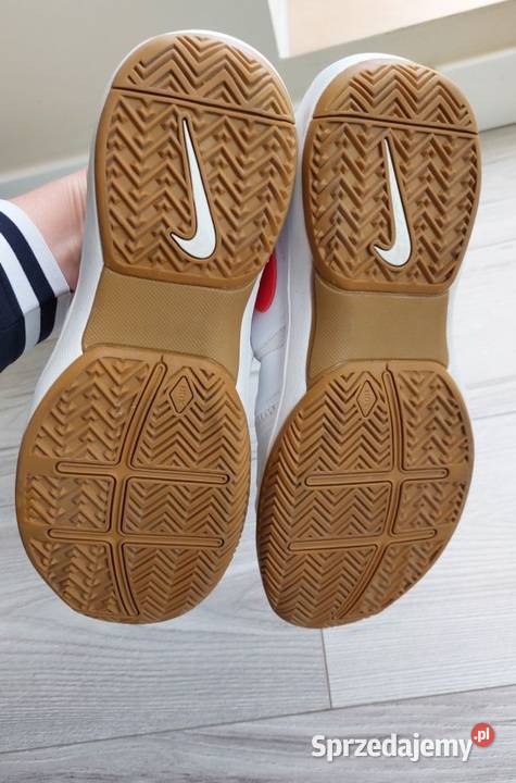 Nike halówki r 40 NOWE Warszawa