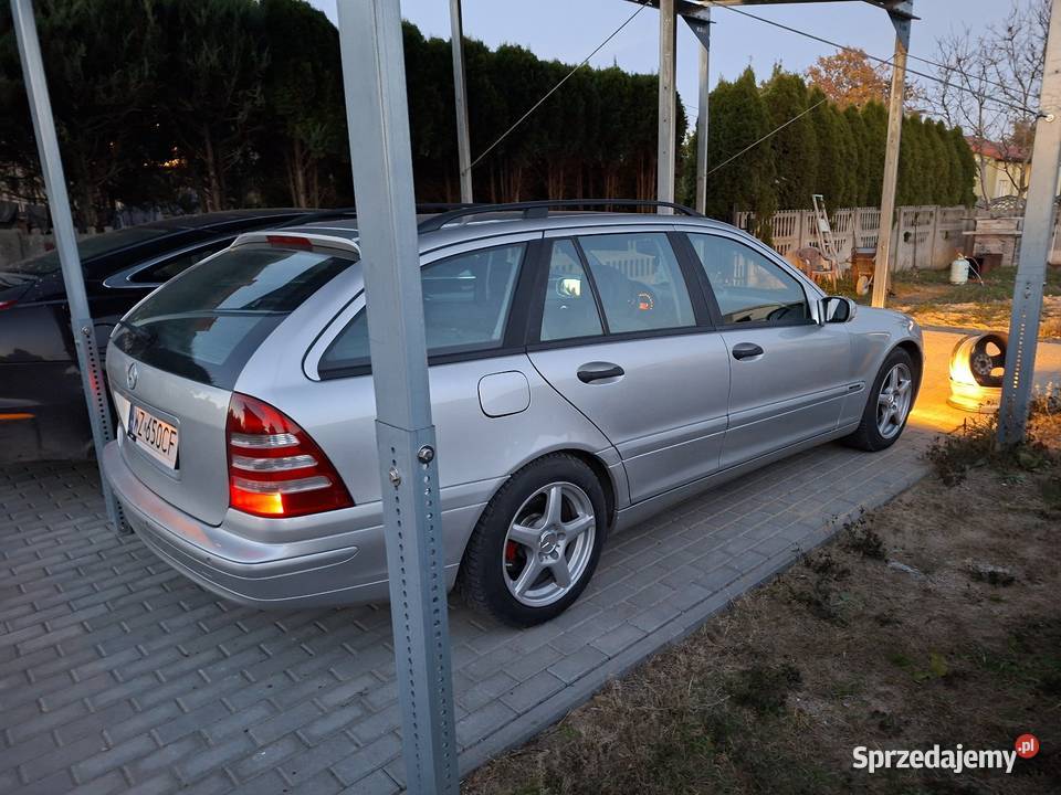 Mercedes C220 Diesel 2003 Automat Hak Szyberdach