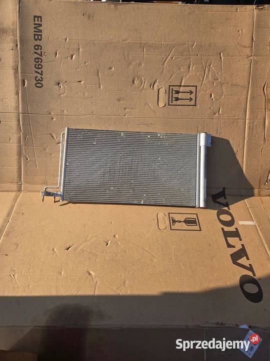 Skraplacz chłodnica klimatyzacji Ford Focus III