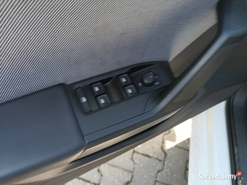Seat Leon sportstourer kombi salon Polska niski lubelskie