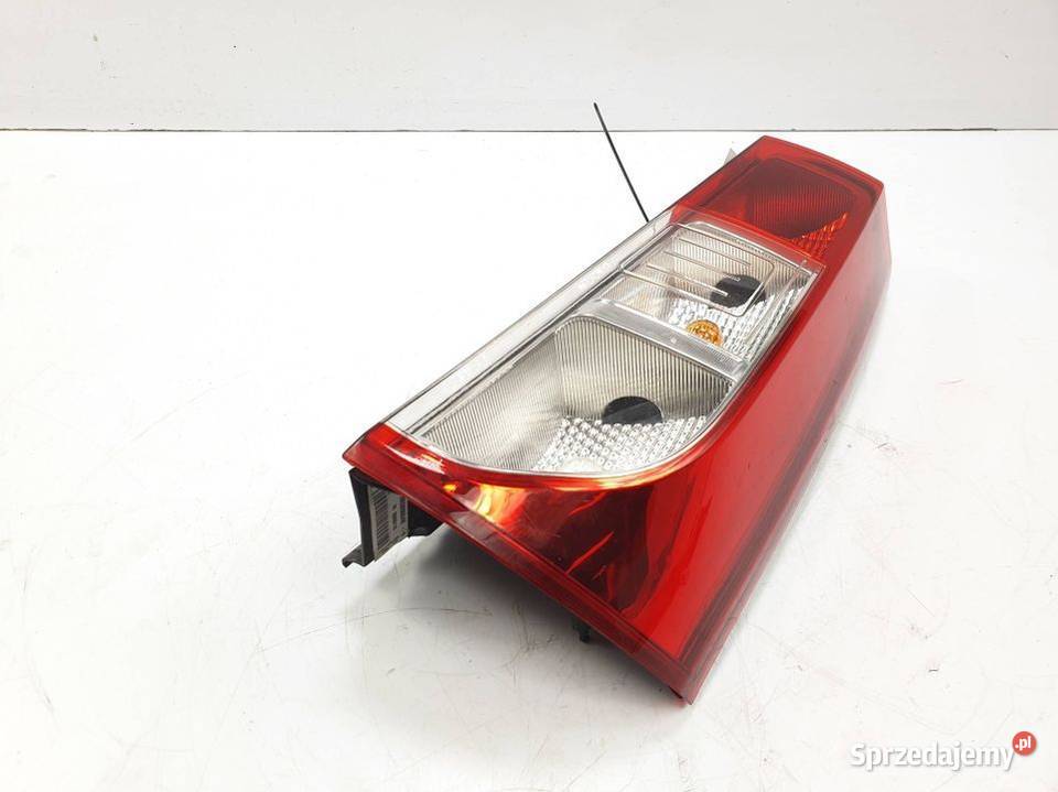 LAMPA PRAWA TYŁ DACIA DOKKER 265509604R Lipno