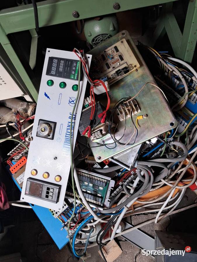 Złom elektronika kable mufy bezpieczniki Ostrowiec Świętokrzyski