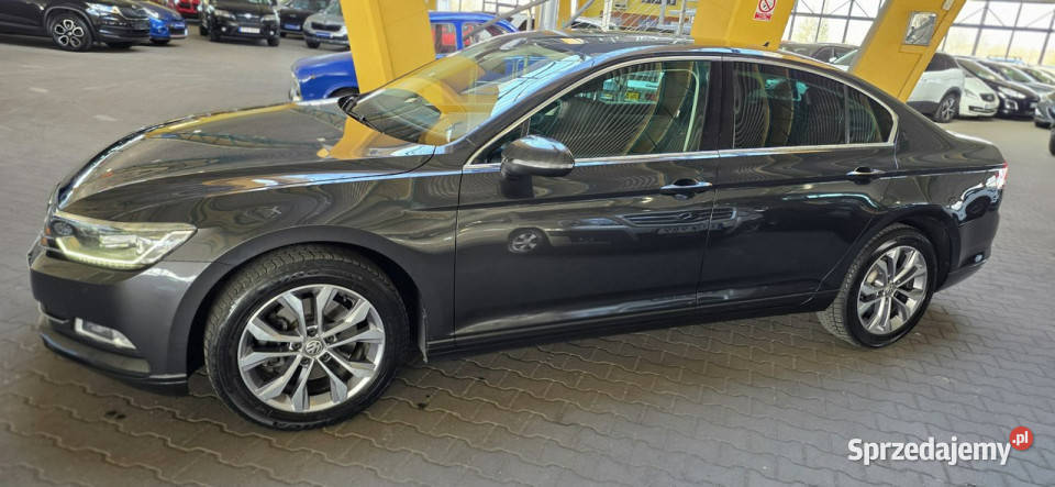 Volkswagen Passat 1 REJ 2019 OPIS W podanej komputer pokładowy Mysłowice