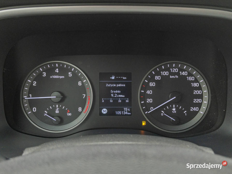 Hyundai Tucson 16 GDI 132 COMFORT NAVI 2WD Salon 105200km łódzkie Piotrków Trybunalski