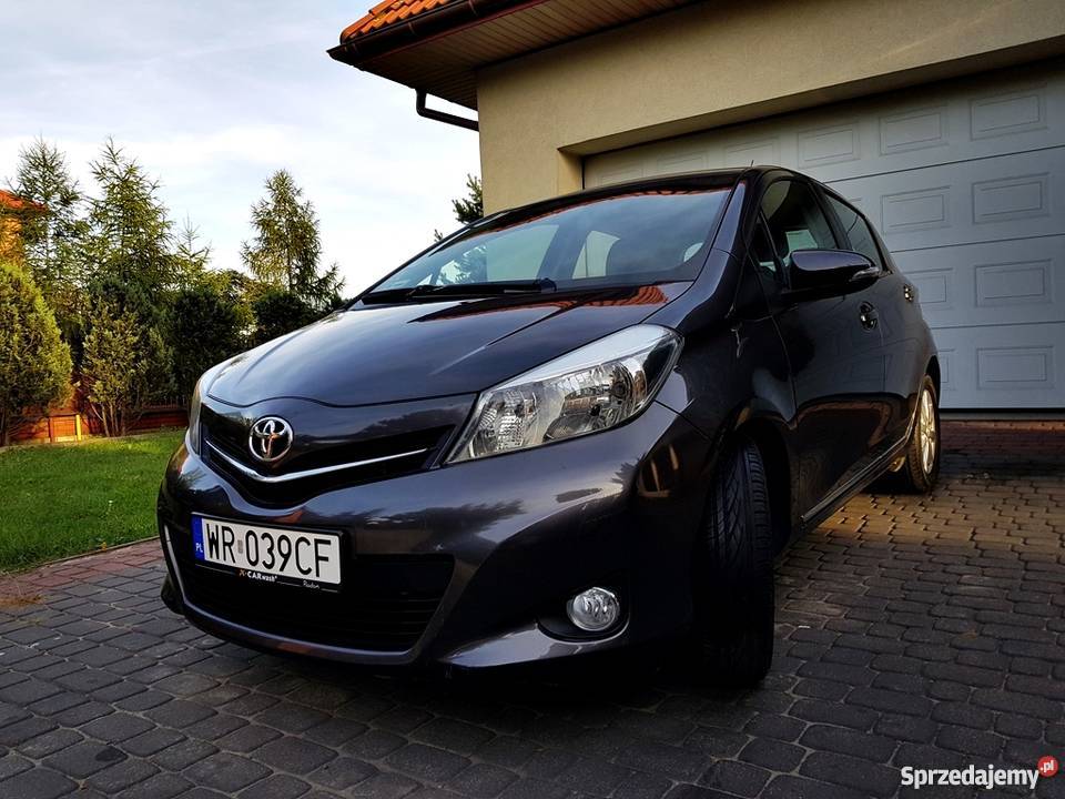 Toyota Yaris III 2014 Bezywpadkowa Nawigacja poduszka powietrzna Radom