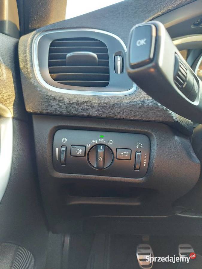 Volvo v40 D2 RDesign Nowe Miasto nad Pilicą