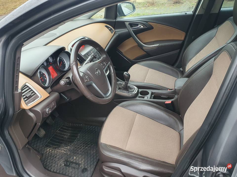 OpelAstra16 turbo 180 Zadbany Środek BrązSuper relingi dachowe Kleszczów