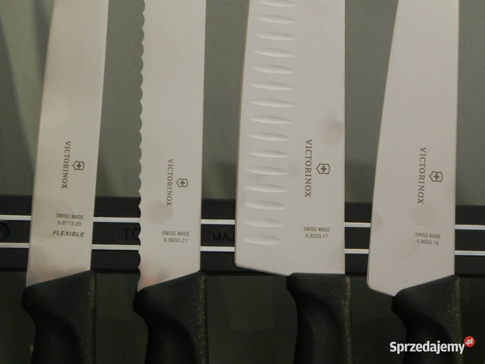 Santoku Victorinox nóż ostrze ryflowane 17 AGD drobne Środa Wielkopolska