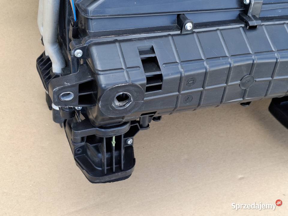 SCANIA R S NAGRZEWNICA OBUDOWA CHŁODNICZKA Bieleń