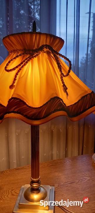 Romantyczna mosiężna lampa z abażurem Skierniewice