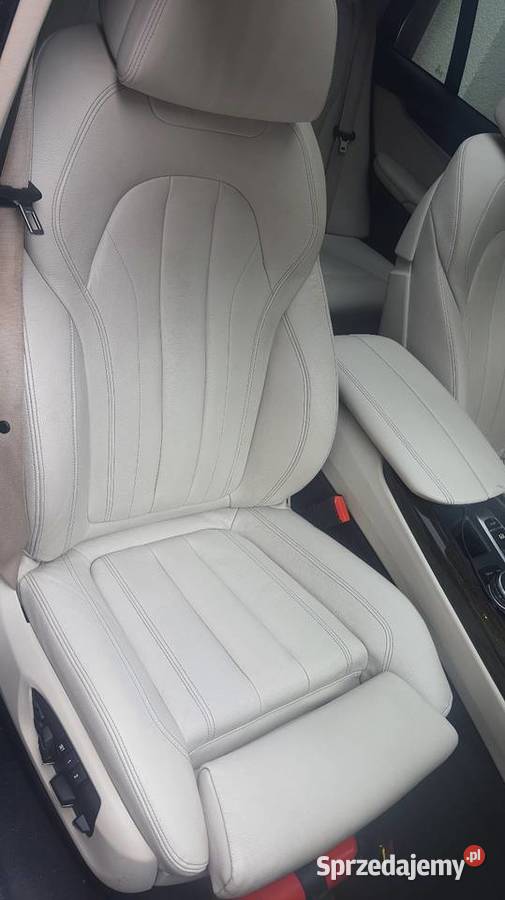 BMW X5 salon 95t szyberdach 1 WŁ Bezwypadkowy aluminiowe felgi