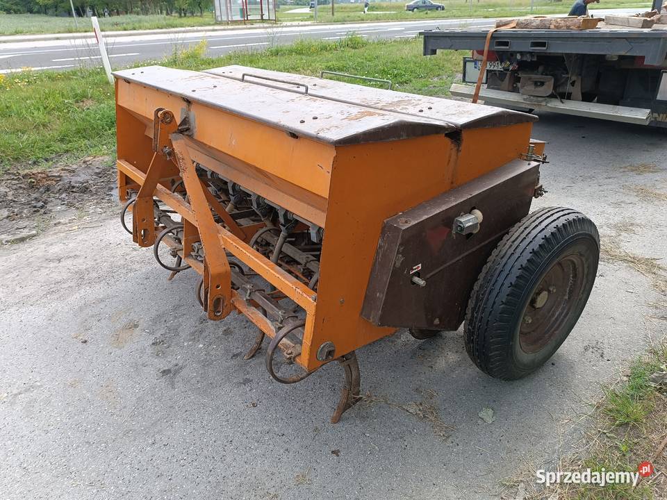 Siewnik talerzowy dwukomorowy junkkari 2m