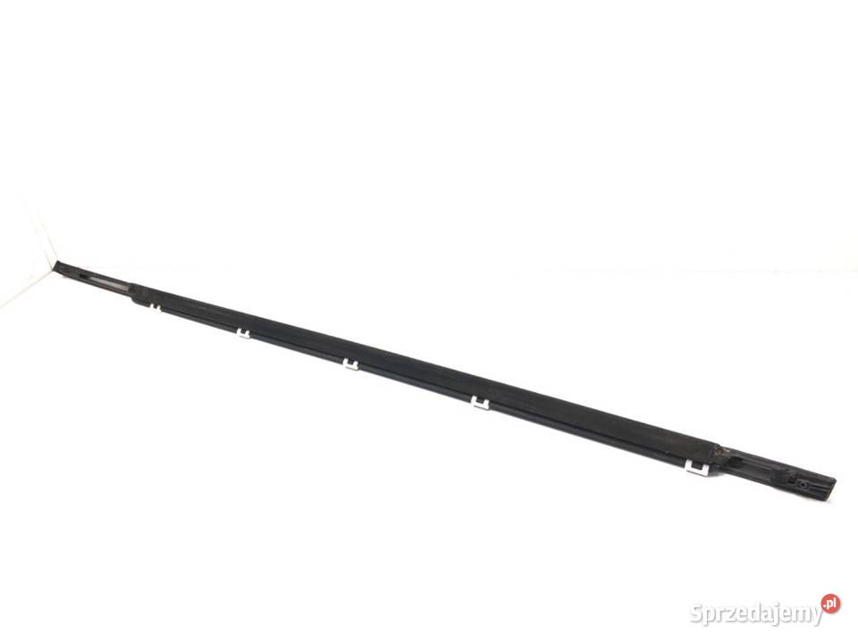 LISTWA ZGARNIAJĄCA PRZÓD PRAWY HYUNDAI i40 podkarpackie