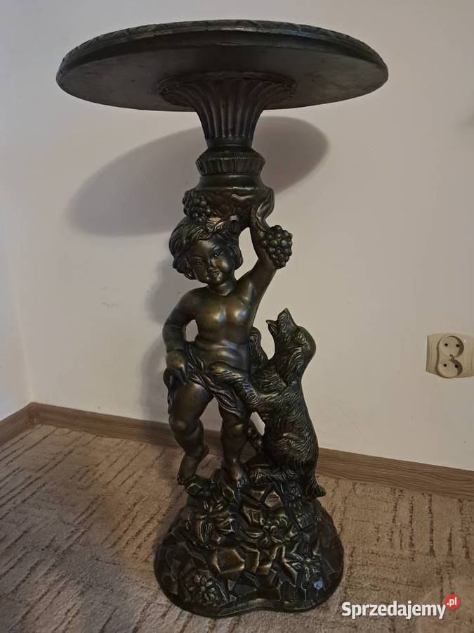 Stolik figurka postument starocie rzeźba warmińsko-mazurskie