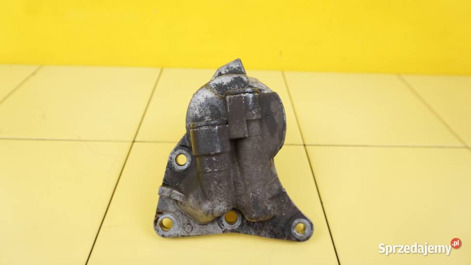 PRIUS III AURIS 18 HYBRID 13r 2XRFXE obudowa Suków