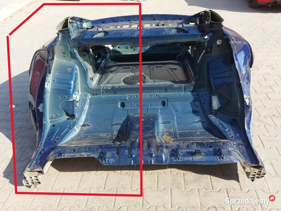 Porsche Taycan GTS 9J1 2023r Błotnik ćwiartka dolnośląskie