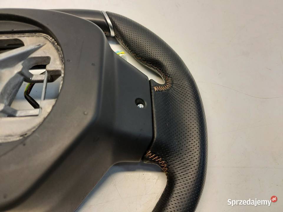 PEUGEOT 508 II Kierownica multimedialna skóra