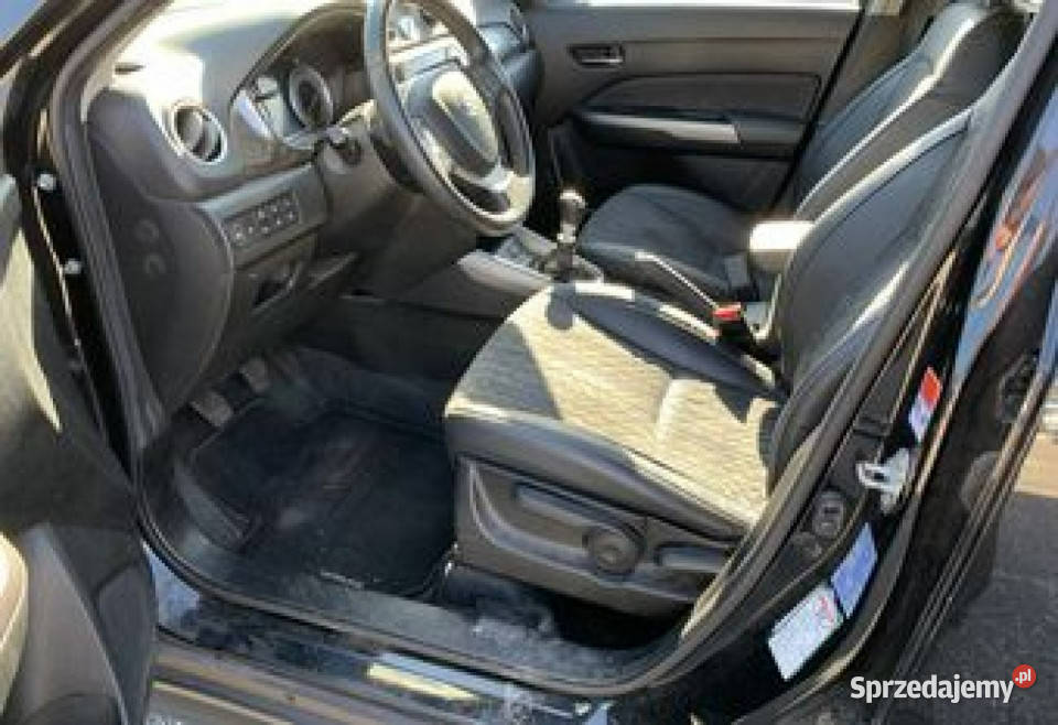 Suzuki Vitara 14 BoosterJet Comfort 4x4 Nvigacja Vitara Suzuki Cieszyn
