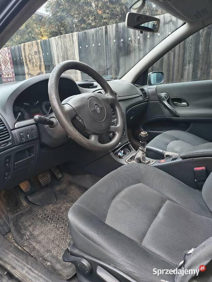 Renault laguna nieuszkodzony Brody