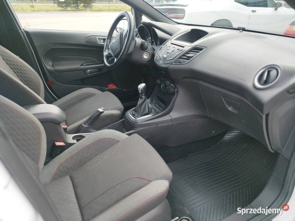 Ford Fiesta STline salon Polska niski przebieg CD Lublin sprzedam